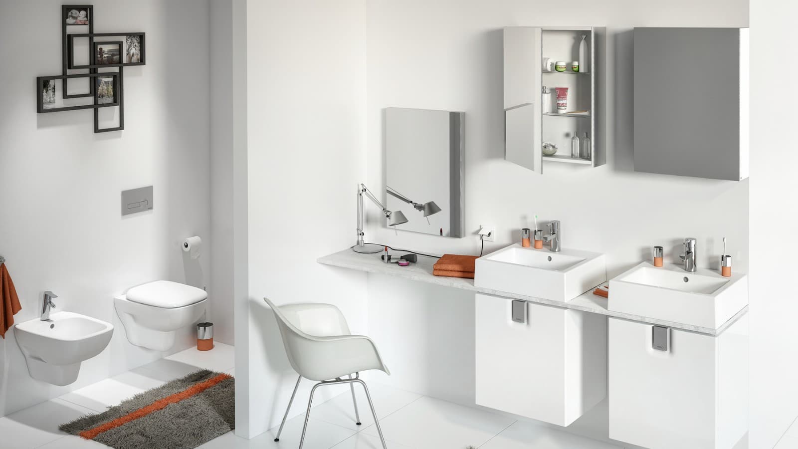 Biała łazienka z produktami marki Koło z serii Twins Biała łazienka z produktami marki Koło z serii Twins